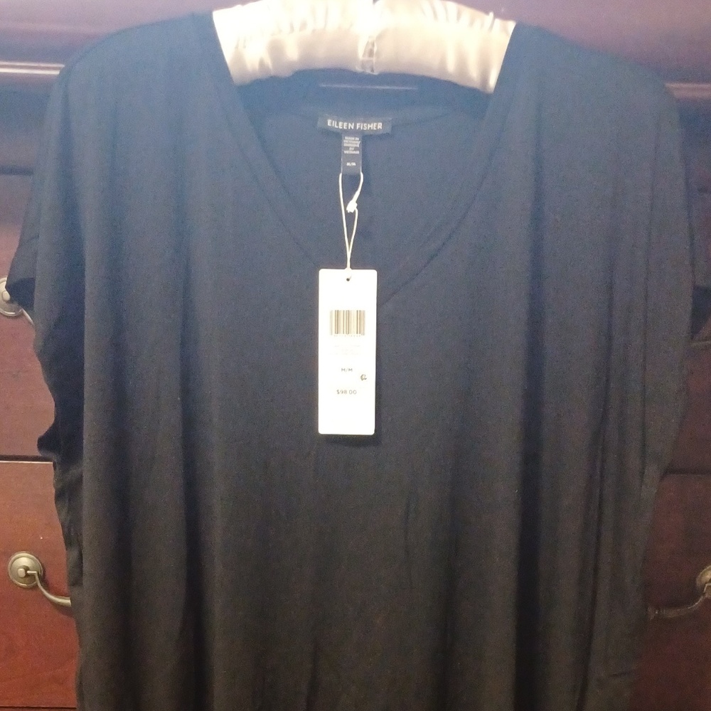 NWT Eileen Fisher long black tee shirt size M